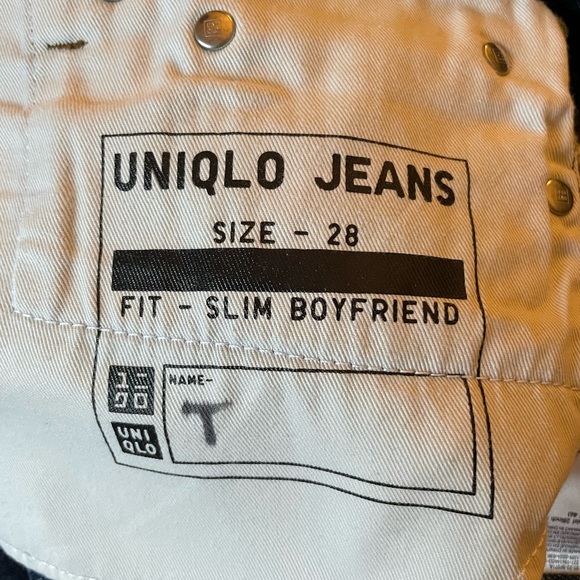 Uniqlo Slim Fit Boyfriend Jeans - Picture 7 of 7